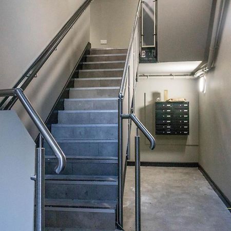Modern 1-Bedroom Apartment In Leeds City Centre Sleeps 2 Central Station ภายนอก รูปภาพ