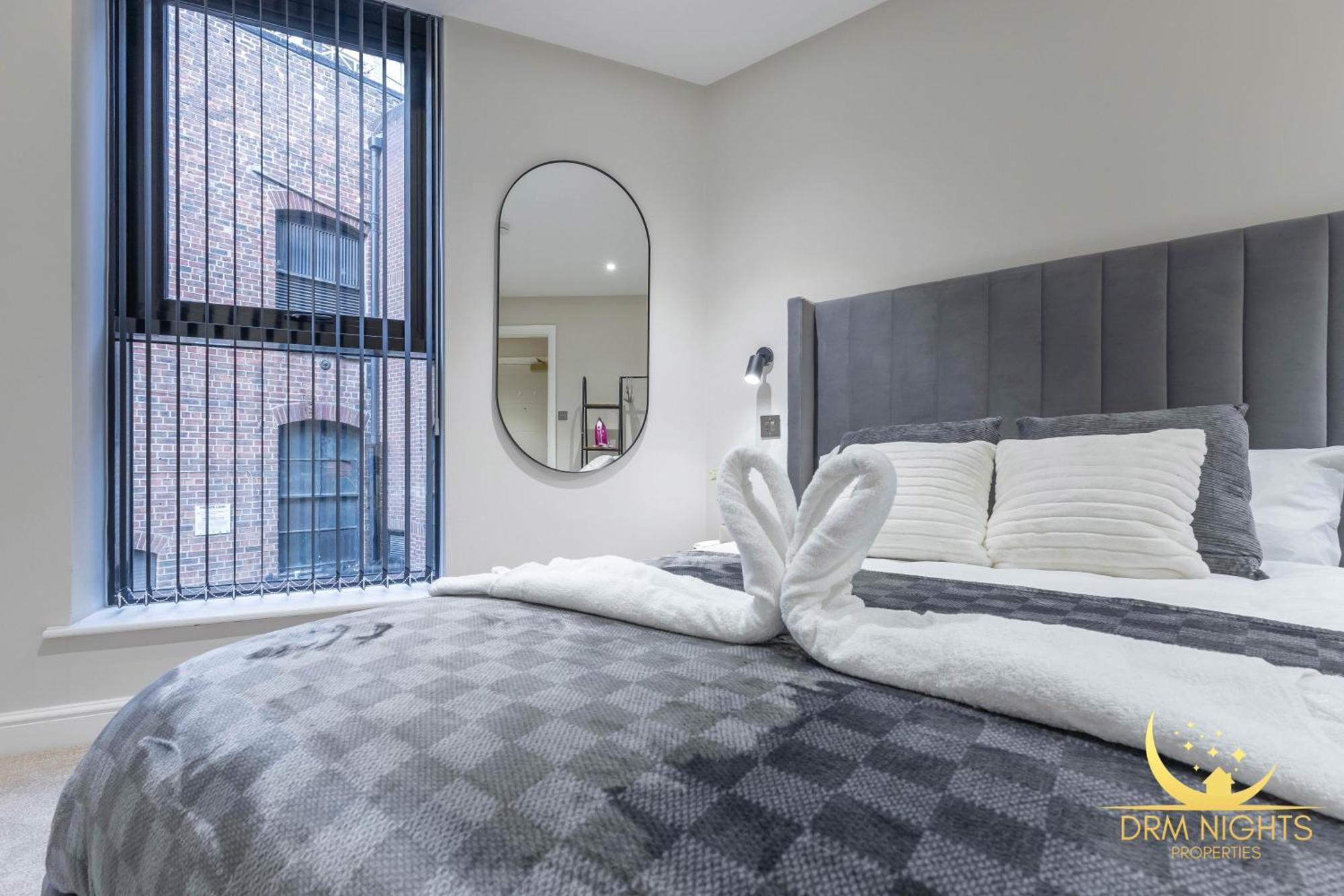 Modern 1-Bedroom Apartment In Leeds City Centre Sleeps 2 Central Station ภายนอก รูปภาพ