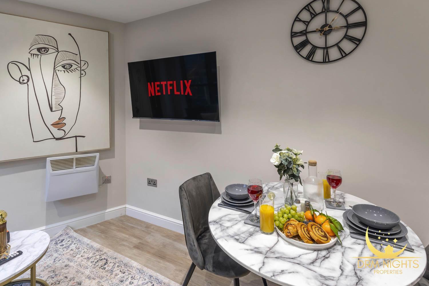 Modern 1-Bedroom Apartment In Leeds City Centre Sleeps 2 Central Station ภายนอก รูปภาพ
