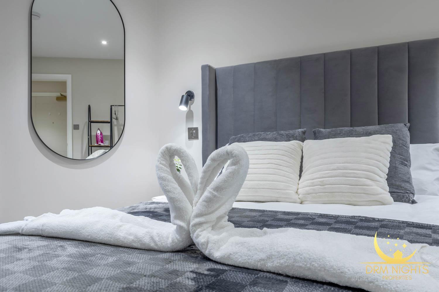 Modern 1-Bedroom Apartment In Leeds City Centre Sleeps 2 Central Station ภายนอก รูปภาพ