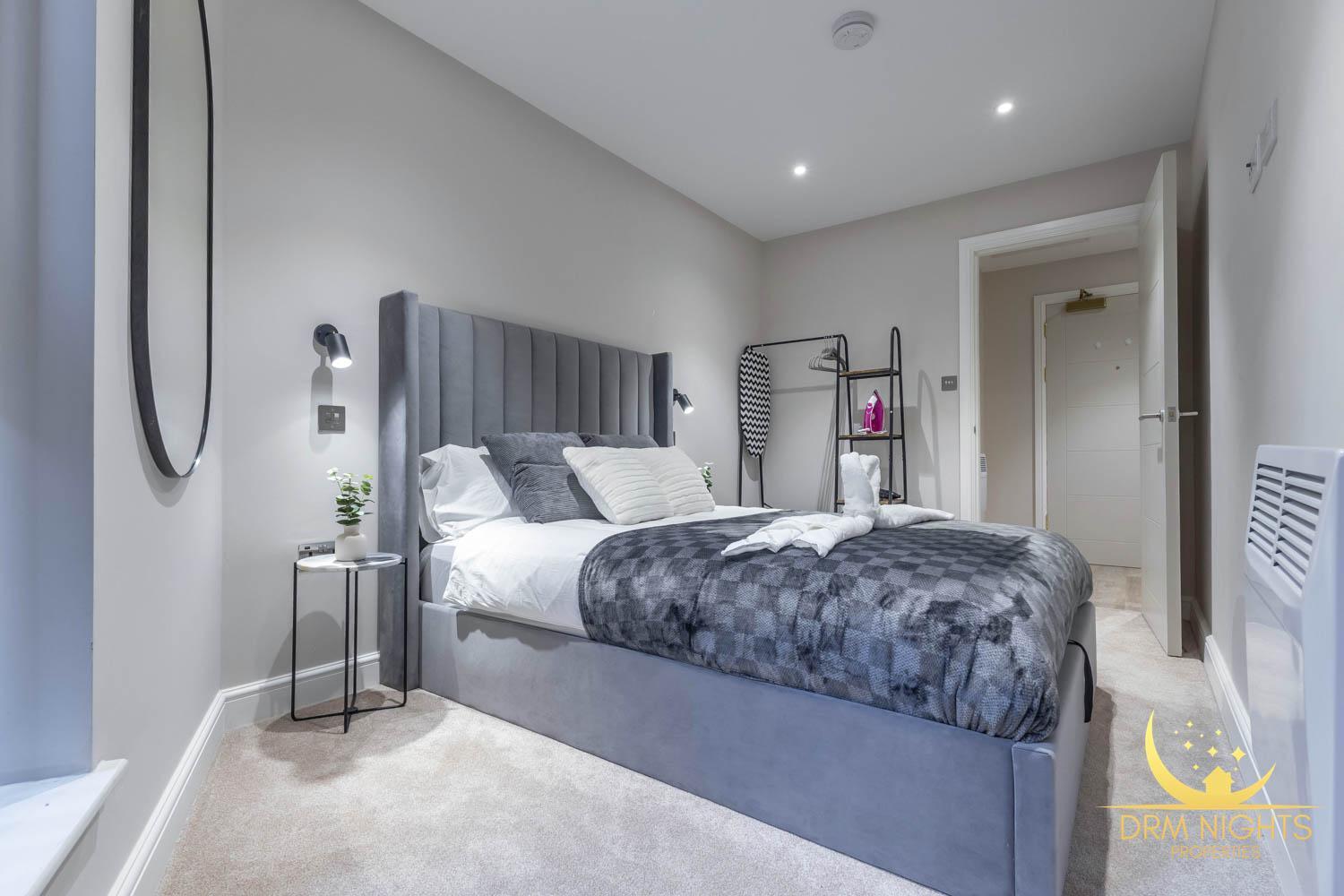 Modern 1-Bedroom Apartment In Leeds City Centre Sleeps 2 Central Station ภายนอก รูปภาพ