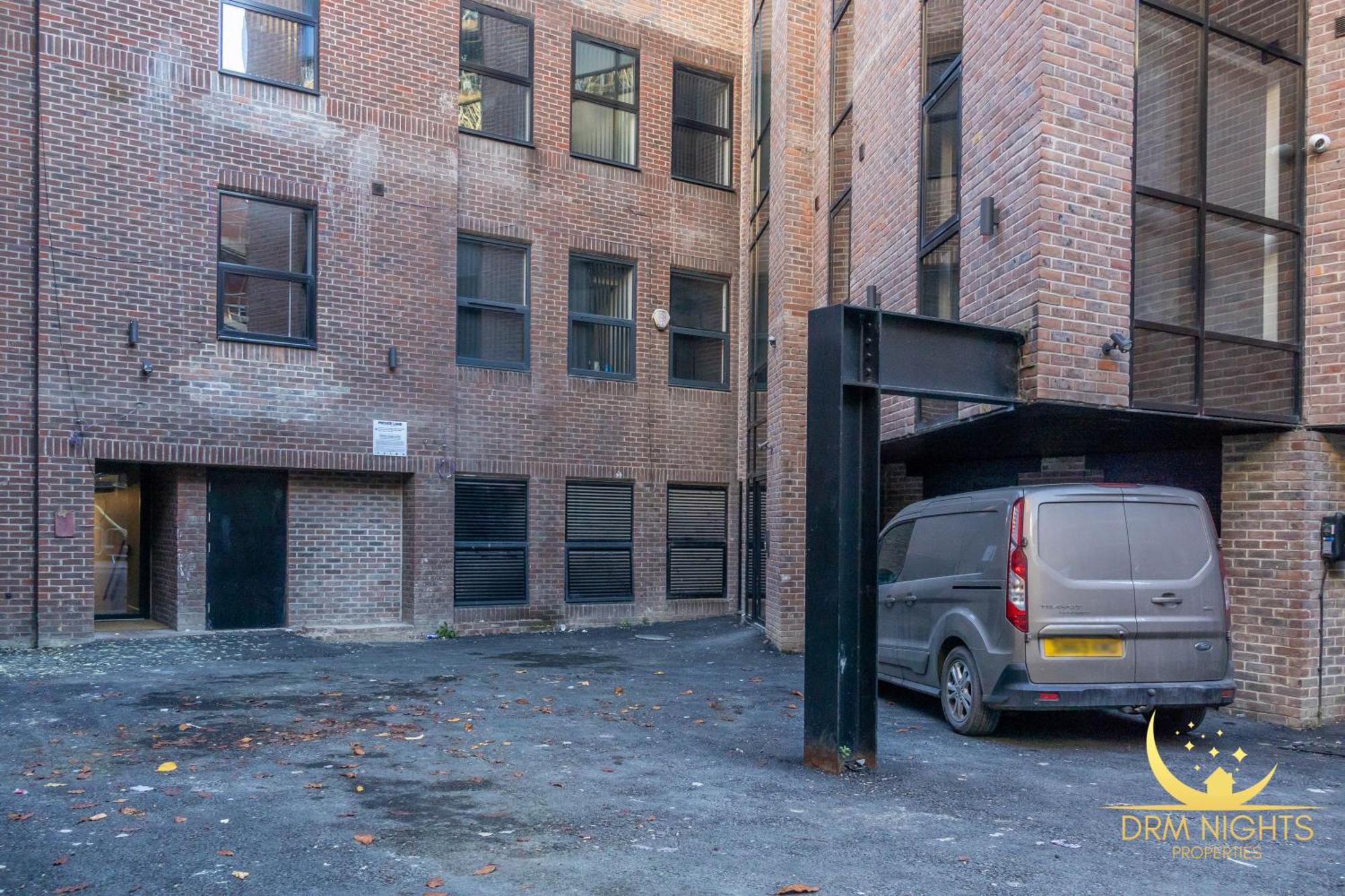 Modern 1-Bedroom Apartment In Leeds City Centre Sleeps 2 Central Station ภายนอก รูปภาพ