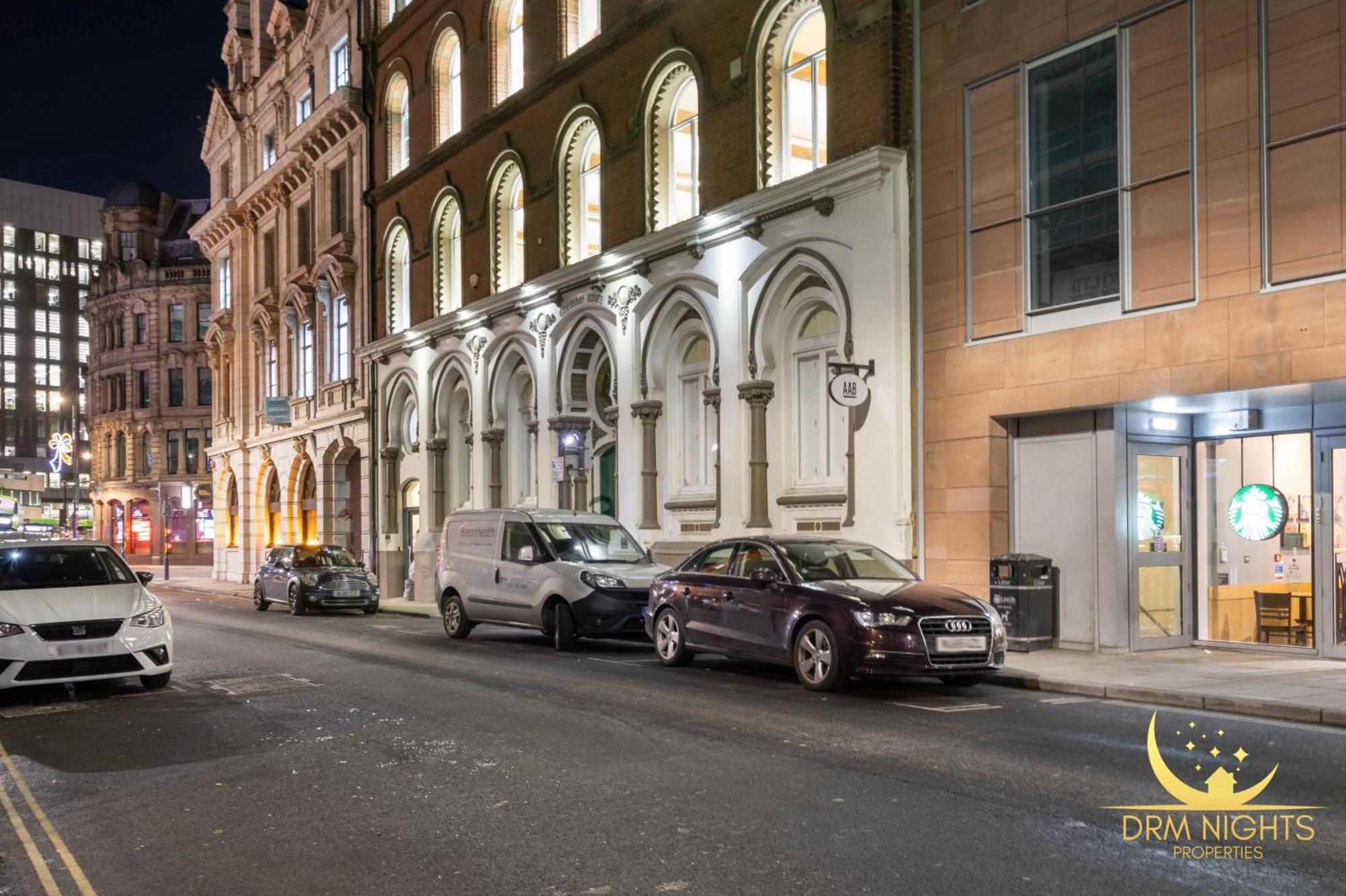 Modern 1-Bedroom Apartment In Leeds City Centre Sleeps 2 Central Station ภายนอก รูปภาพ